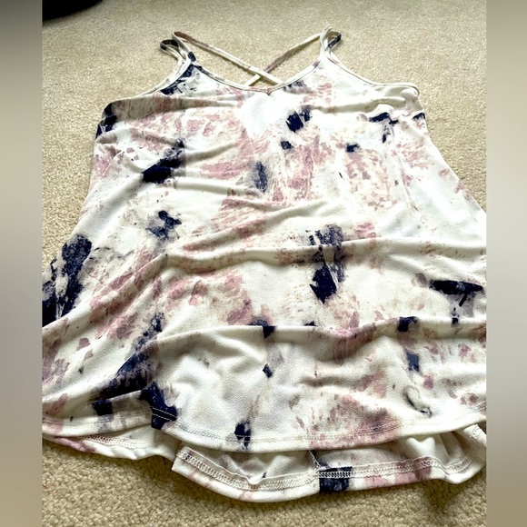 NWOT - LuLaRue, marbled color, Tunic style tank top - Picture 3 of 6